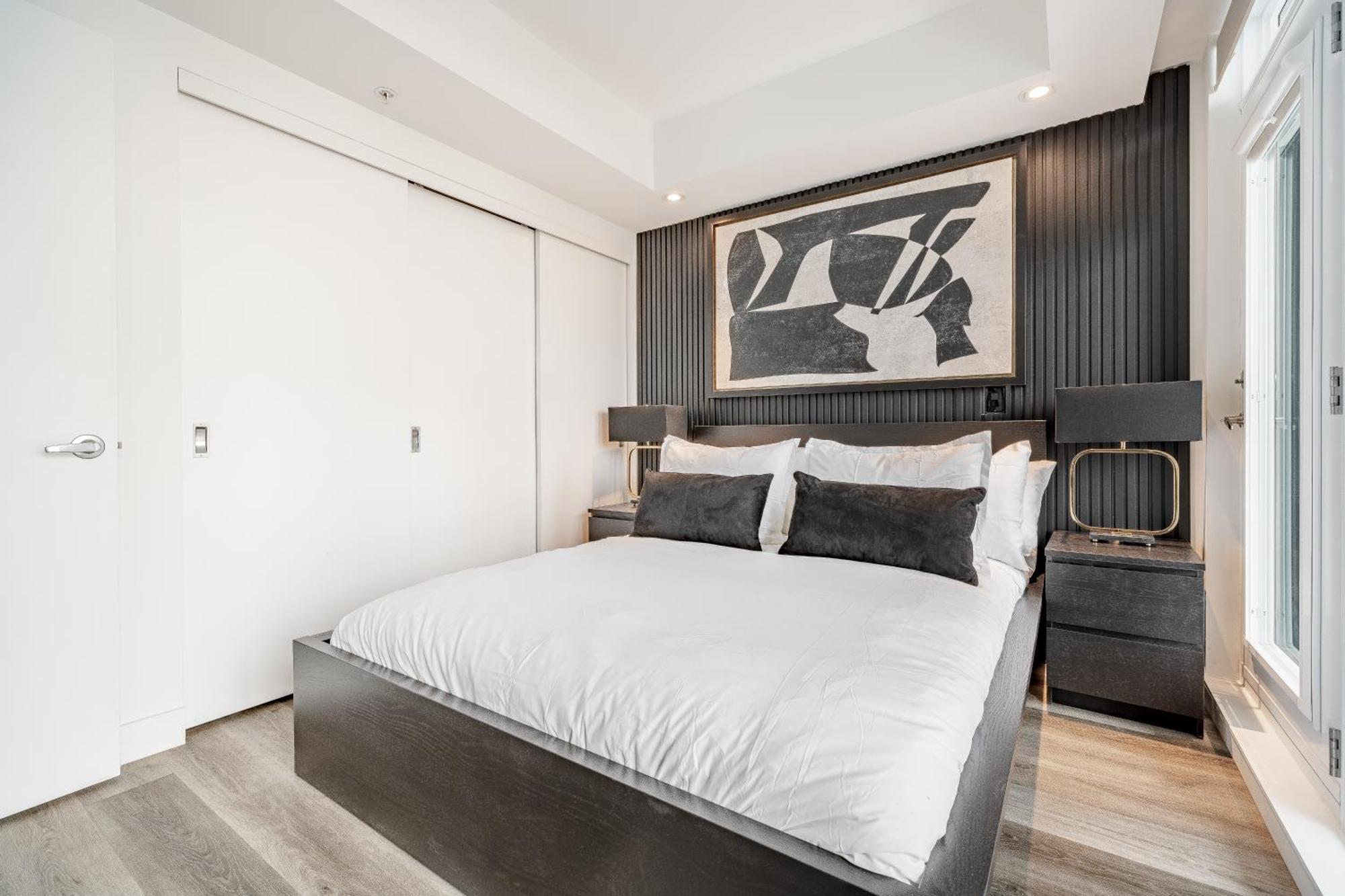 Westview Luxury Suites Ottawa Bagian luar foto