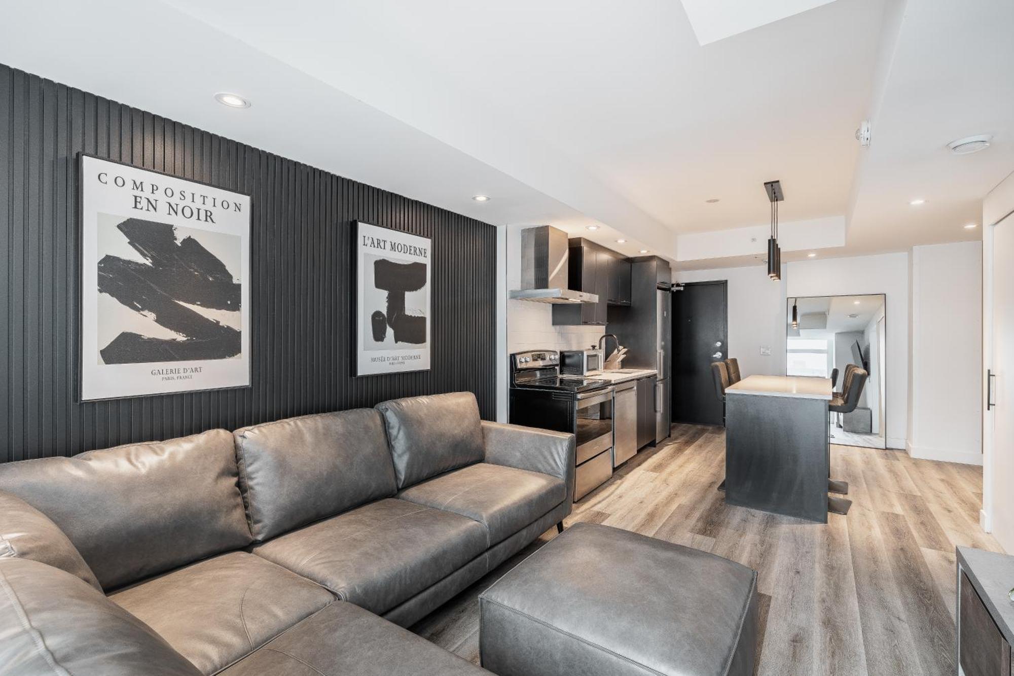 Westview Luxury Suites Ottawa Bagian luar foto