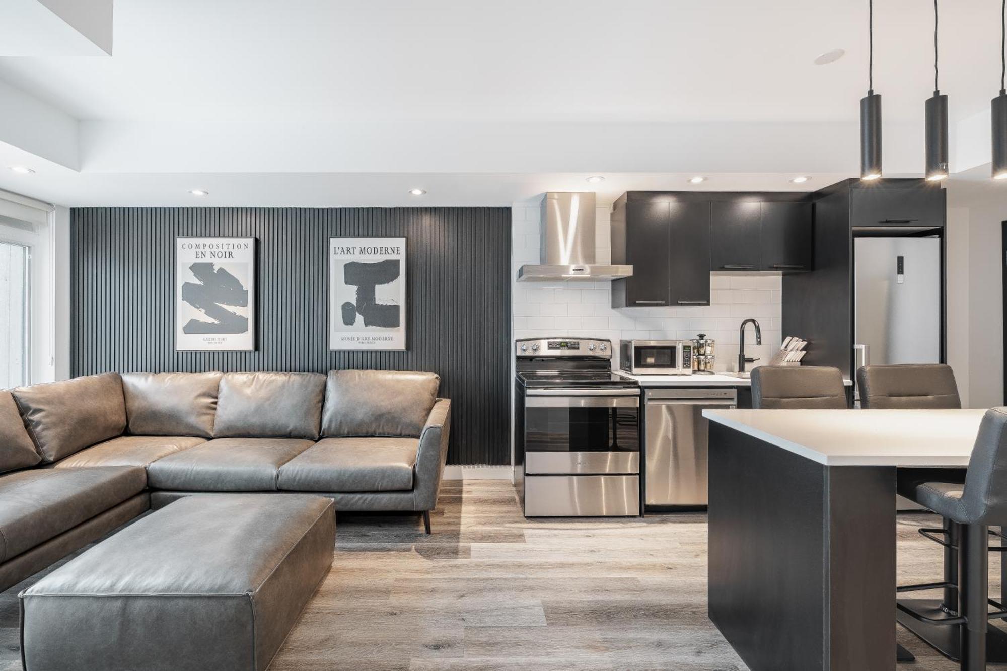 Westview Luxury Suites Ottawa Bagian luar foto